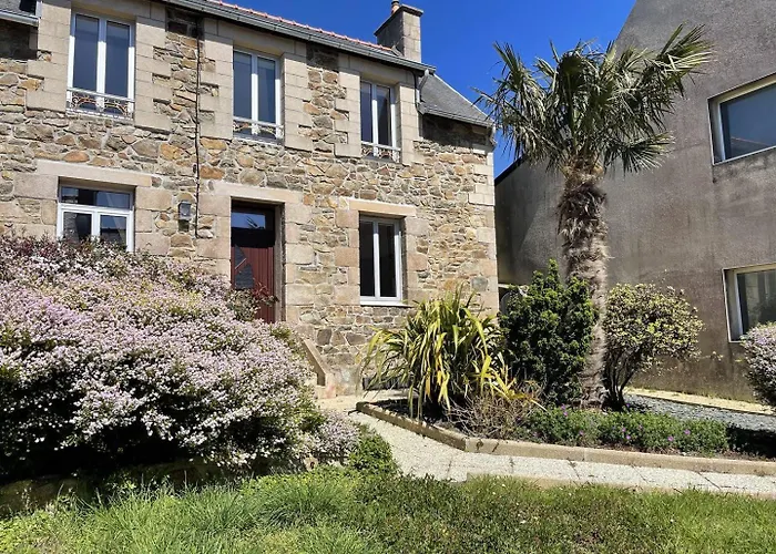 Maison Vue Sur Mer Avec Jardin Wifi Au Port De Ploumanac\'H A Perros-Guirec - Ref 325
